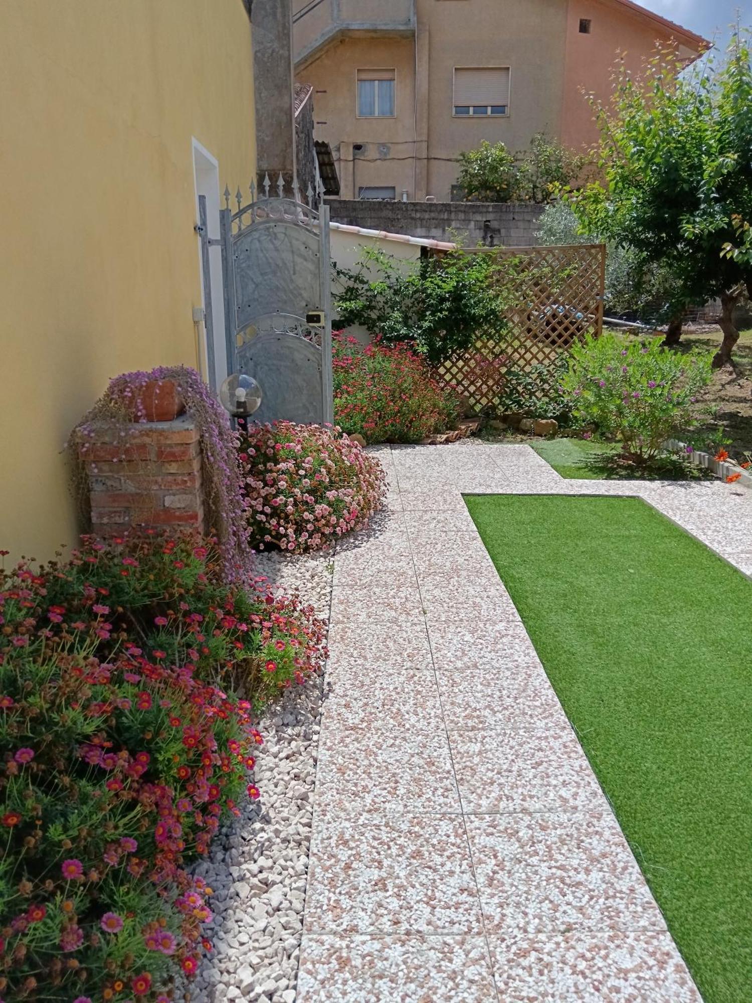Casa Vacanze Il Giardino Villamassargia Exterior foto